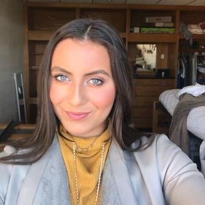 Meet your Posher, Chiara